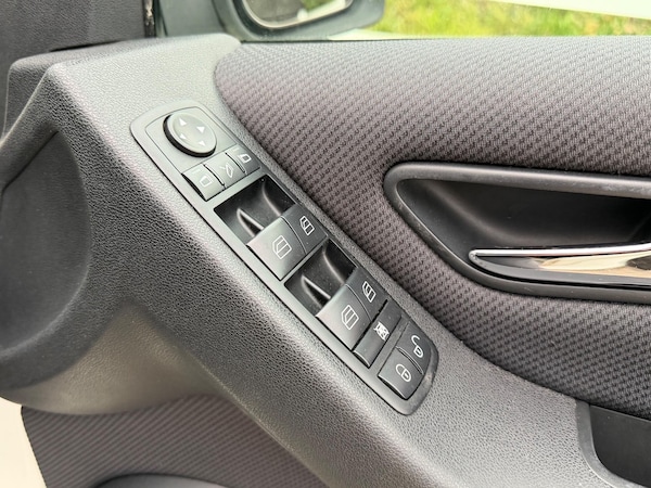 Used Mercedes-Benz B Class 2010 for sale - 76259078: Photo 16