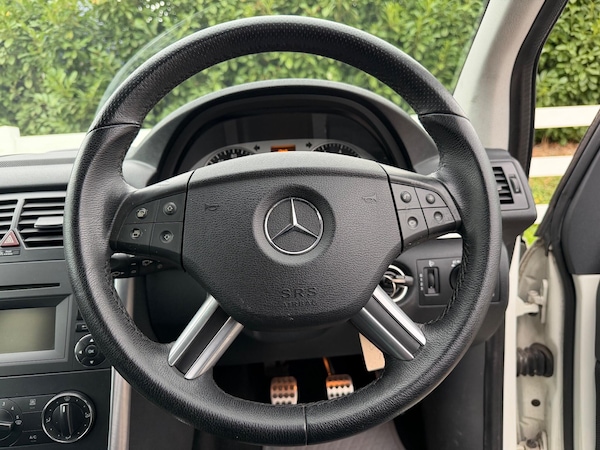 Used Mercedes-Benz B Class 2010 for sale - 76259078: Photo 19