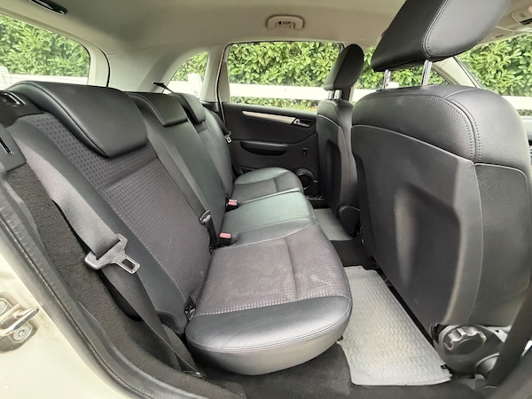 Used Mercedes-Benz B Class 2010 for sale - 76259078: Photo 26