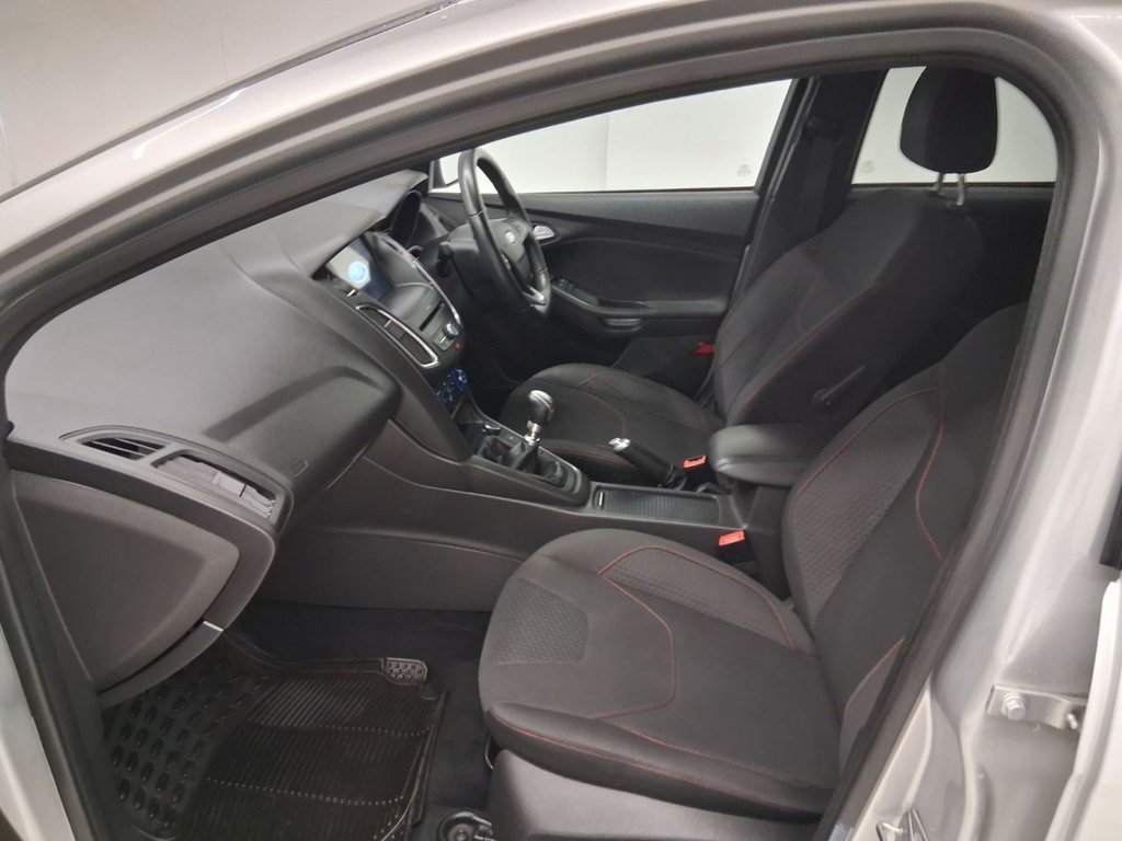 Used Ford Focus 2017 for sale - 77692516: Photo 14