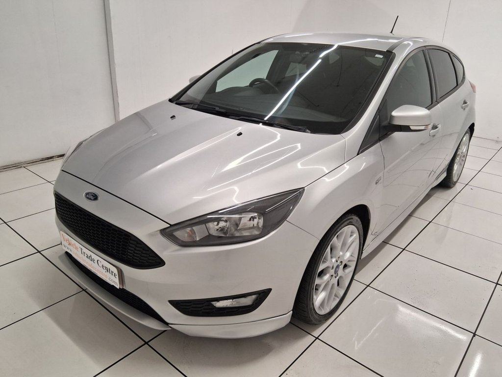 Used Ford Focus 2017 for sale - 77692516: Photo 3