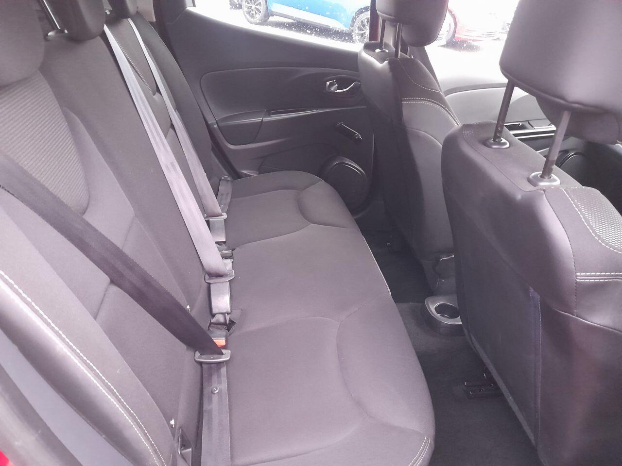 Used Renault Clio 2013 for sale - 76408588: Photo 11