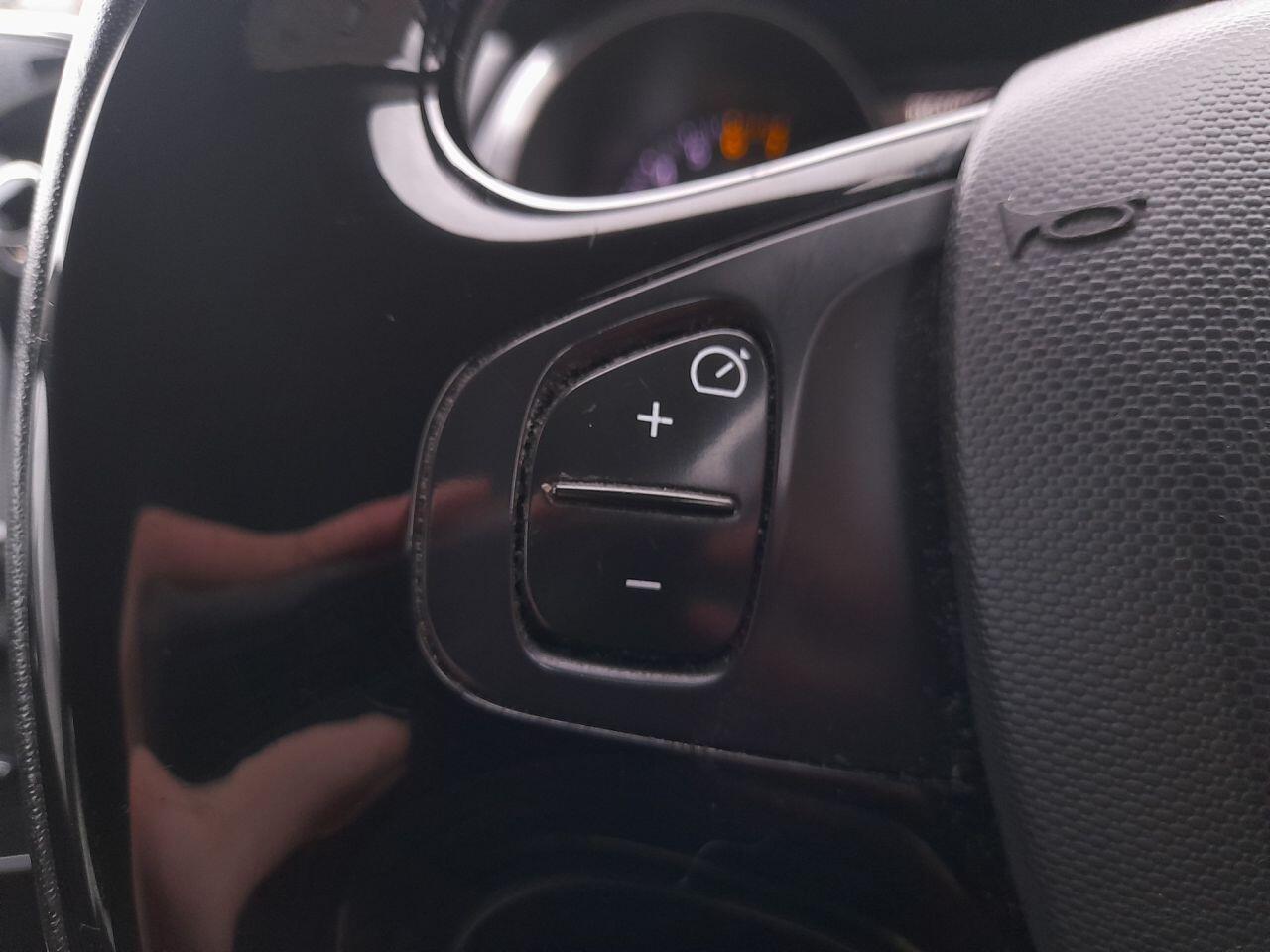 Used Renault Clio 2013 for sale - 76408588: Photo 18