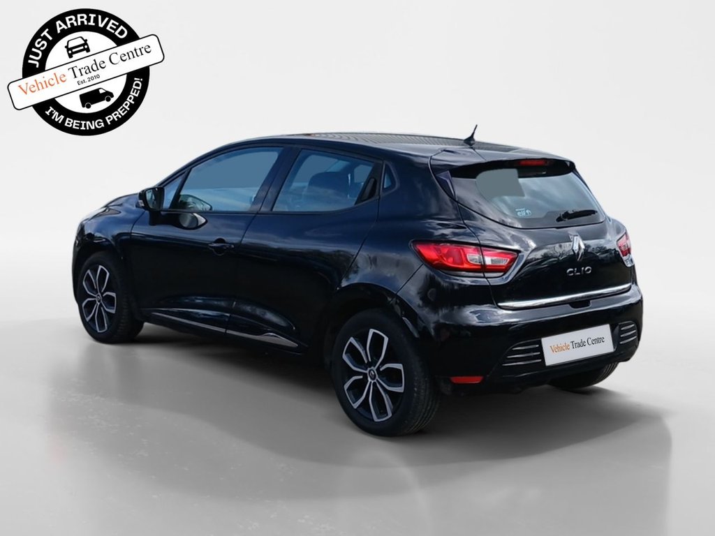Used Renault Clio 2018 for sale - 78180795: Photo 2