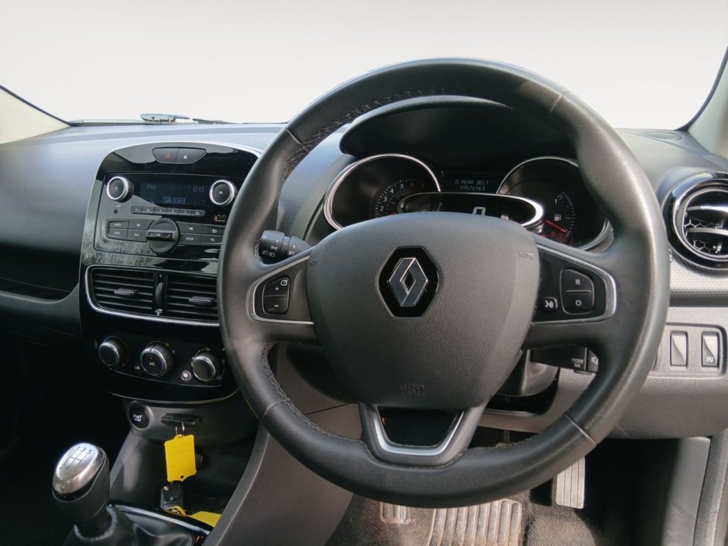 Used Renault Clio 2018 for sale - 78180795: Photo 3
