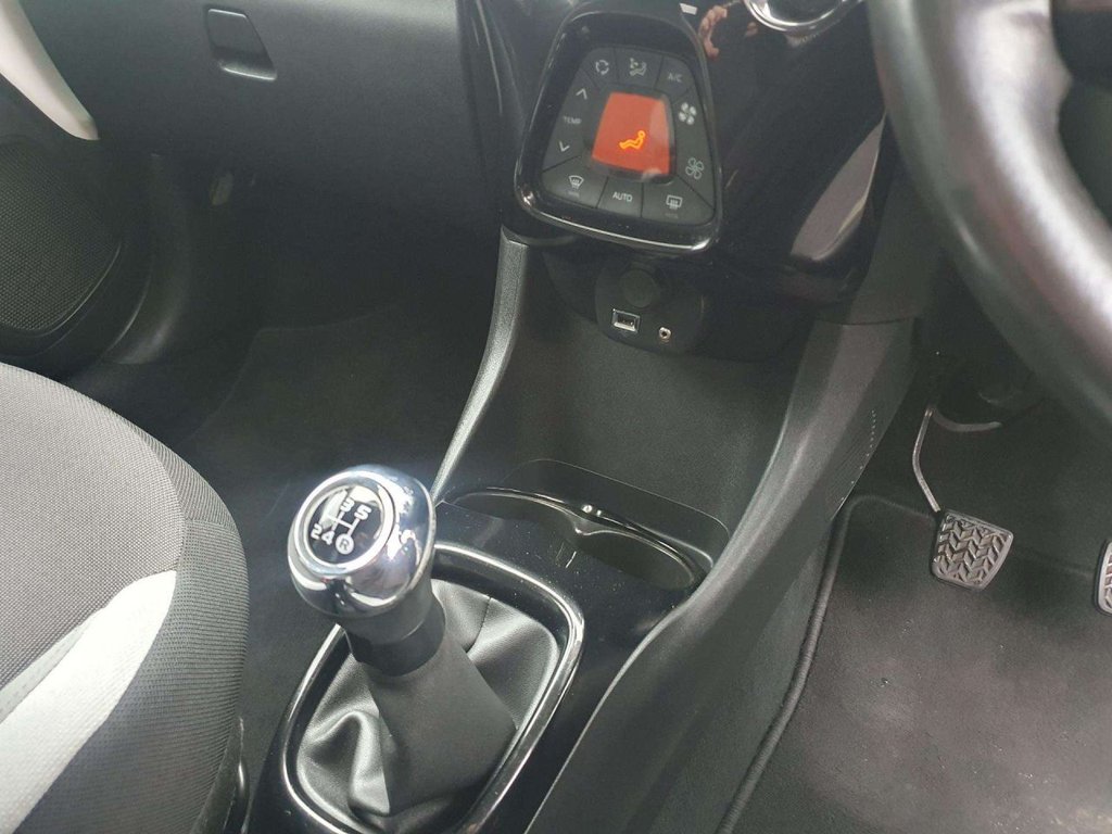 Used Toyota AYGO 2018 for sale - 77005399: Photo 17