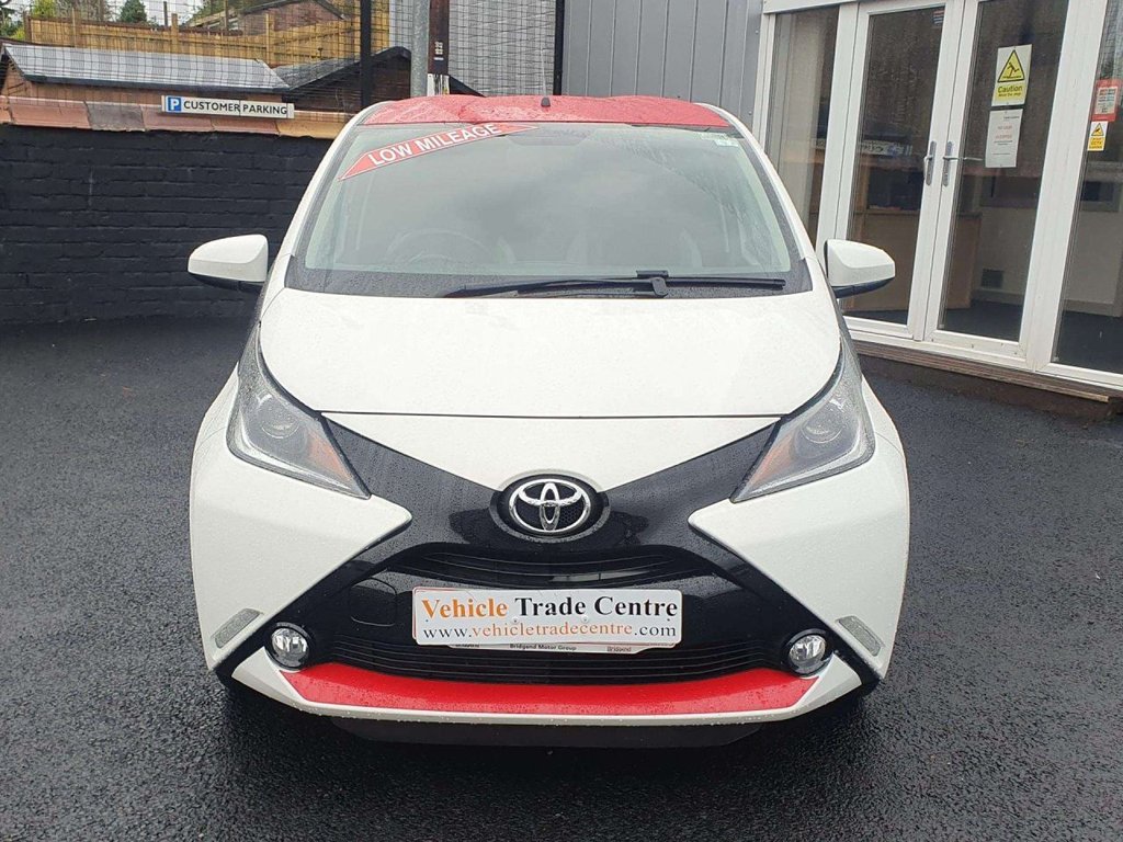 Used Toyota AYGO 2018 for sale - 77005399: Photo 2