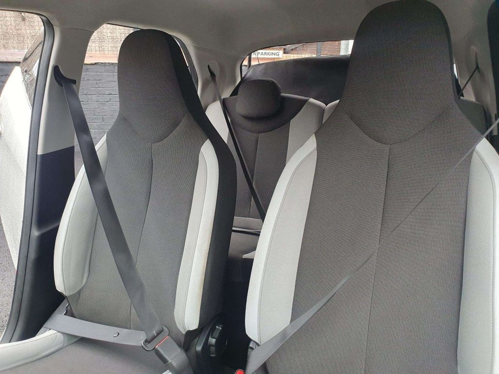 Used Toyota AYGO 2018 for sale - 77005399: Photo 20