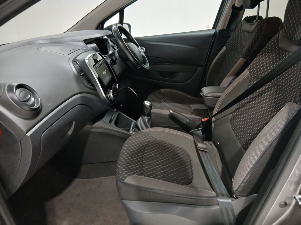 Used Renault Captur 2018 for sale - 77990601: Photo 19