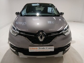 Used Renault Captur 2018 for sale - 77990601: Photo