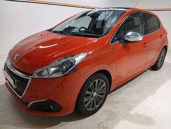 Used Peugeot 208 2016 for sale - 78886853: Photo