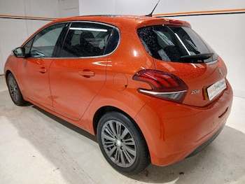 Used Peugeot 208 2016 for sale - 78886853: Photo