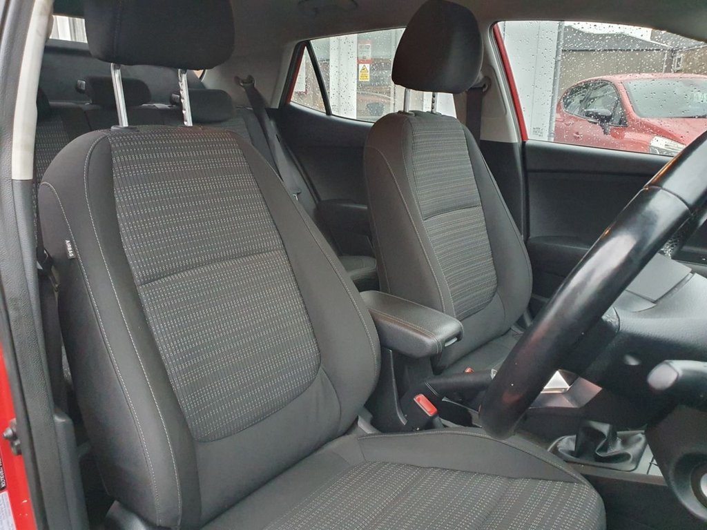 Used Kia Stonic 2018 for sale - 77005426: Photo 15