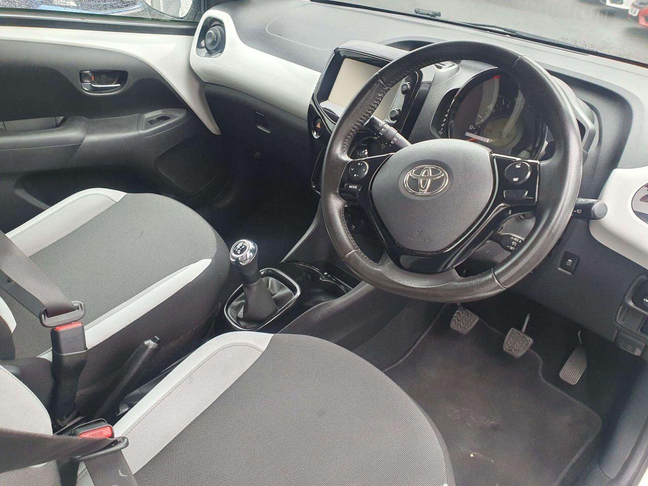 Used Toyota AYGO 2018 for sale - 76137259: Photo 12