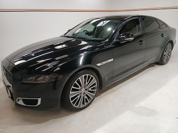 Used Jaguar XJ 2017 for sale - 79046592: Photo