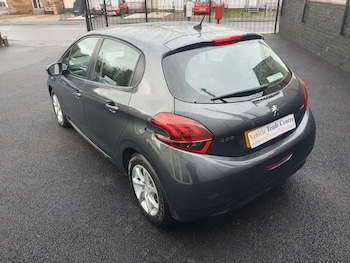 Used Peugeot 208 2016 for sale - 77110533: Photo