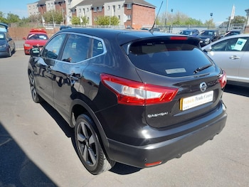Used Nissan Qashqai 2017 for sale - 76457559: Photo