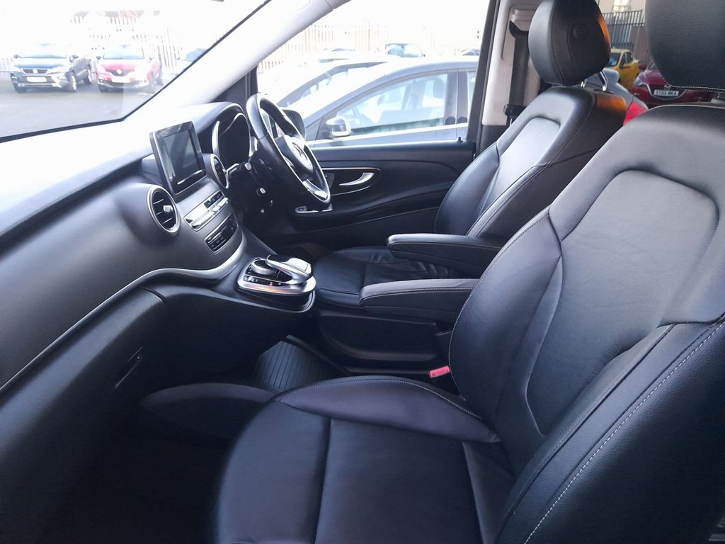 Used Mercedes-Benz V-Class 2015 for sale - 77072489: Photo 16