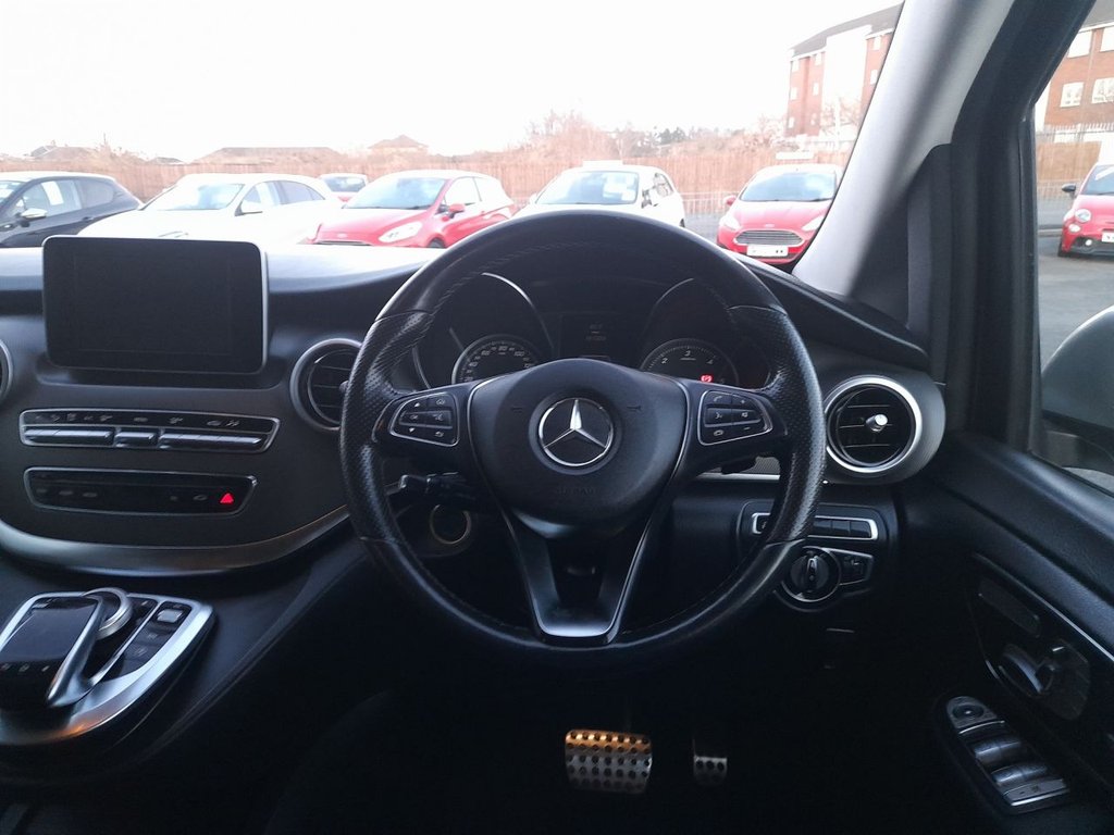 Used Mercedes-Benz V-Class 2015 for sale - 77072489: Photo 8