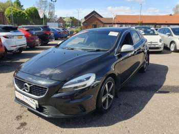 Used Volvo V40 2017 for sale - 74476708: Photo