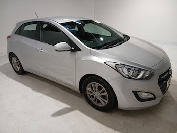 Used Hyundai i30 2016 for sale - 78056621: Photo