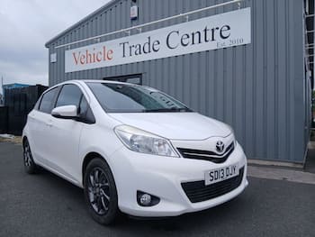 Used Toyota Yaris 2013 for sale - 79777422: Photo