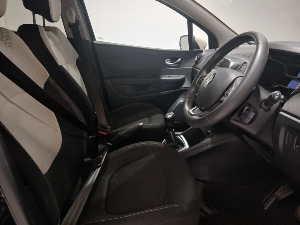 Used Renault Captur 2018 for sale - 77990525: Photo 14