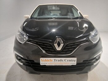 Used Renault Captur 2018 for sale - 77990525: Photo