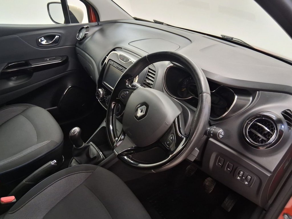 Used Renault Captur 2015 for sale - 77005405: Photo 10