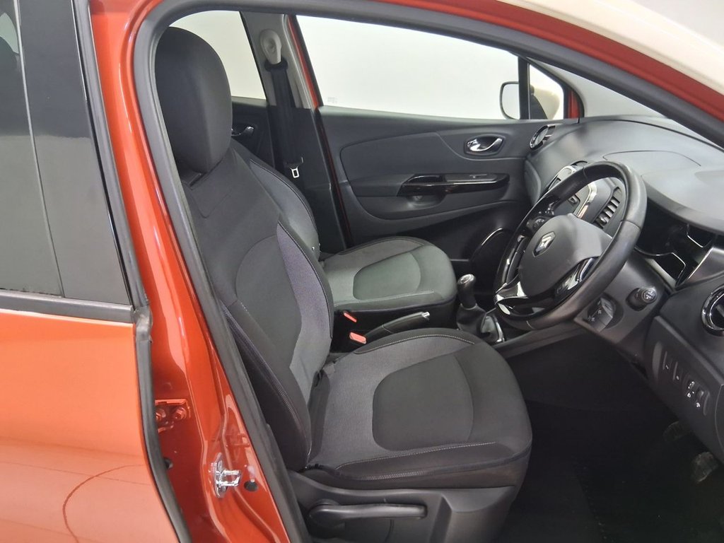 Used Renault Captur 2015 for sale - 77005405: Photo 11