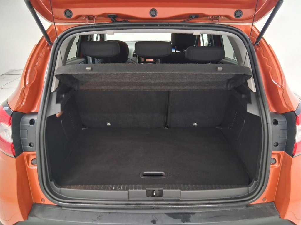 Used Renault Captur 2015 for sale - 77005405: Photo 8
