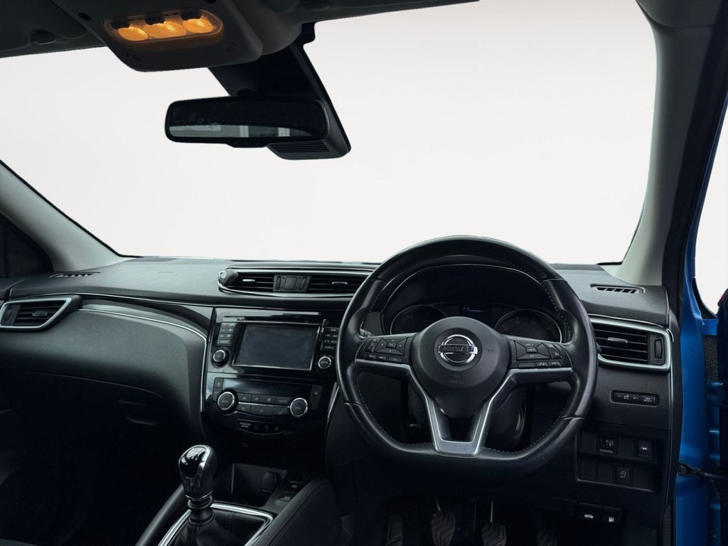 Used Nissan Qashqai 2018 for sale - 77952260: Photo 2