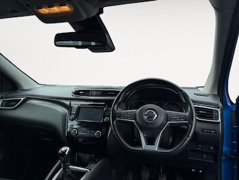 Used Nissan Qashqai 2018 for sale - 77952260: Photo