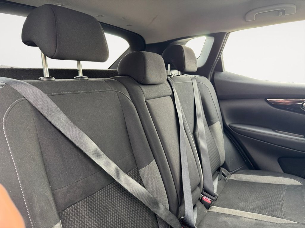 Used Nissan Qashqai 2018 for sale - 77952260: Photo 4