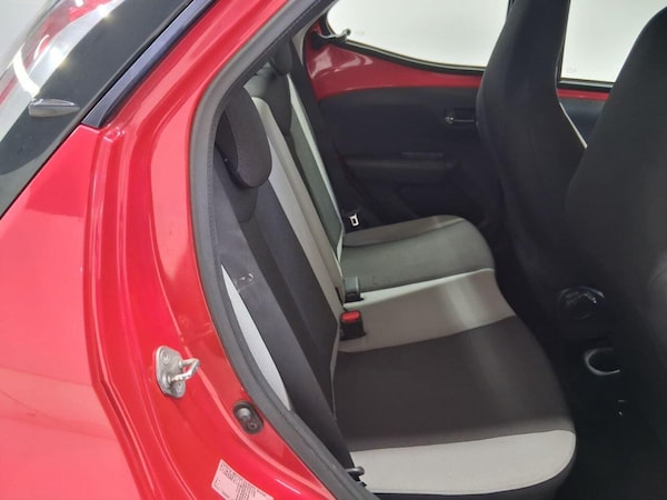 Used Toyota AYGO 2017 for sale - 76247091: Photo 11