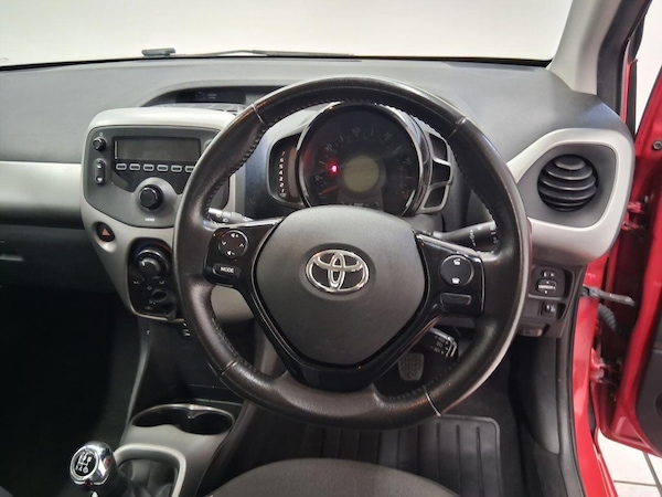 Used Toyota AYGO 2017 for sale - 76247091: Photo 8