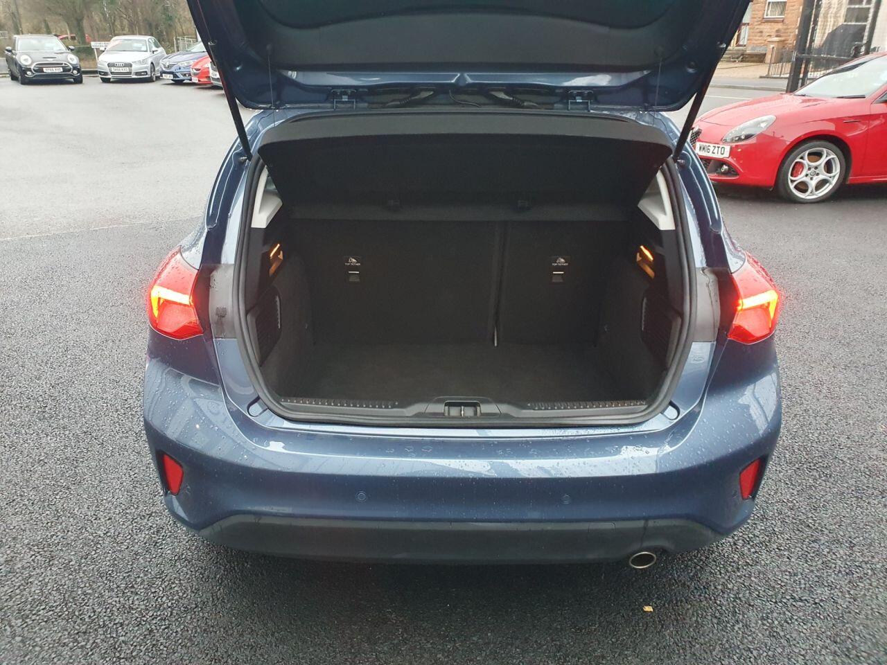 Used Ford Focus 2018 for sale - 76886613: Photo 7