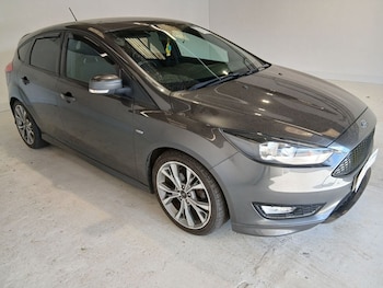 Used Ford Focus 2017 for sale - 78414045: Photo