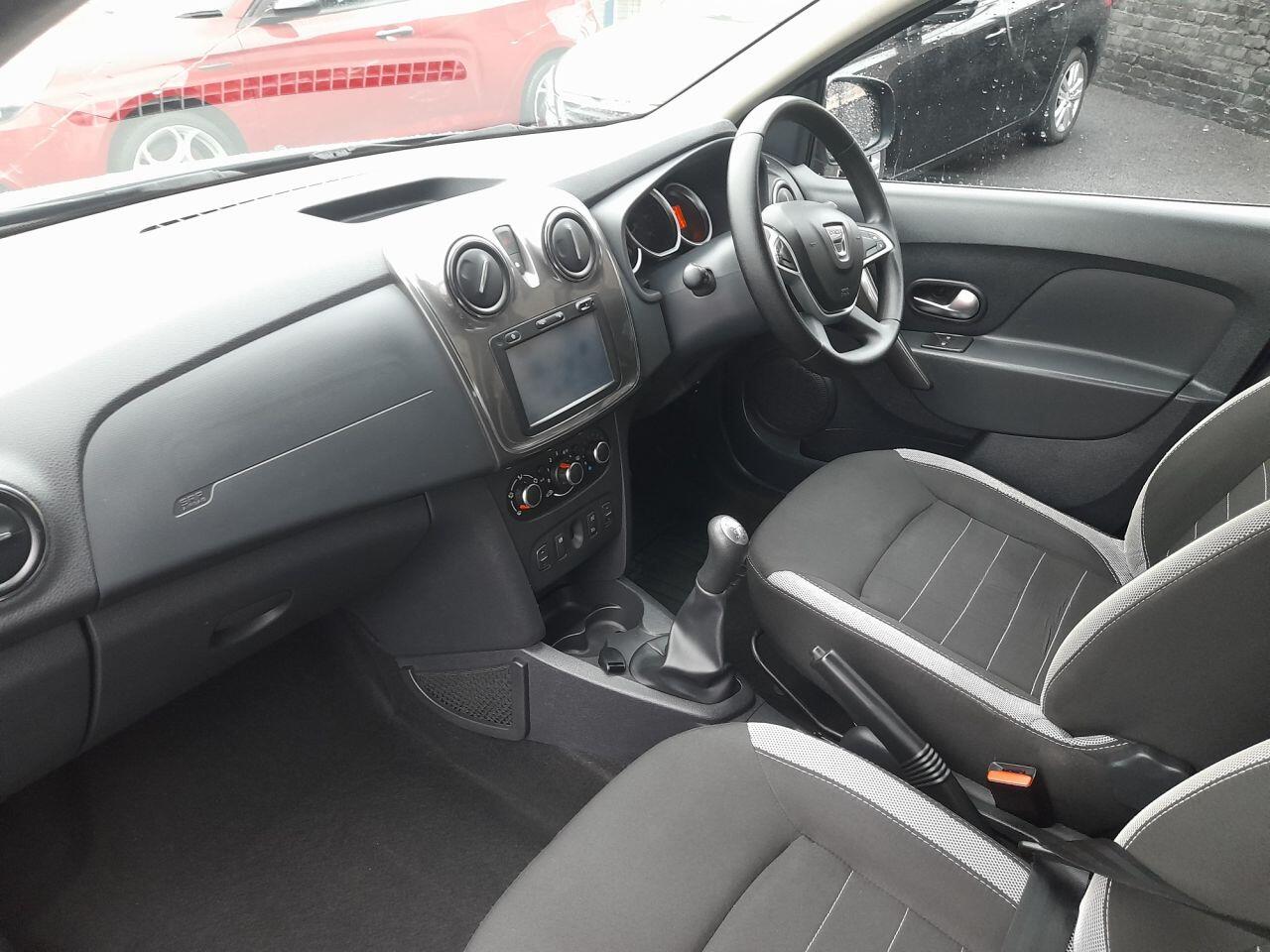 Used Dacia Sandero Stepway 2017 for sale - 76246533: Photo 13