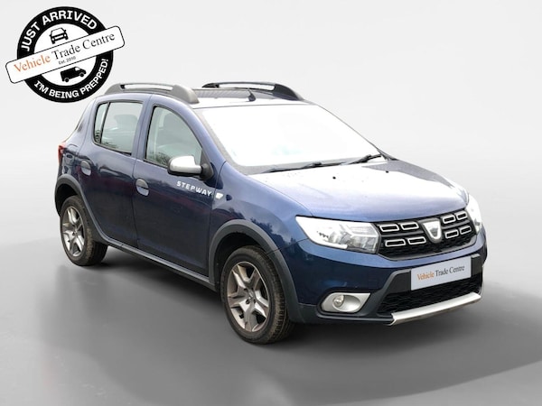 Used Dacia Sandero Stepway 2017 for sale - 76246533: Photo 1