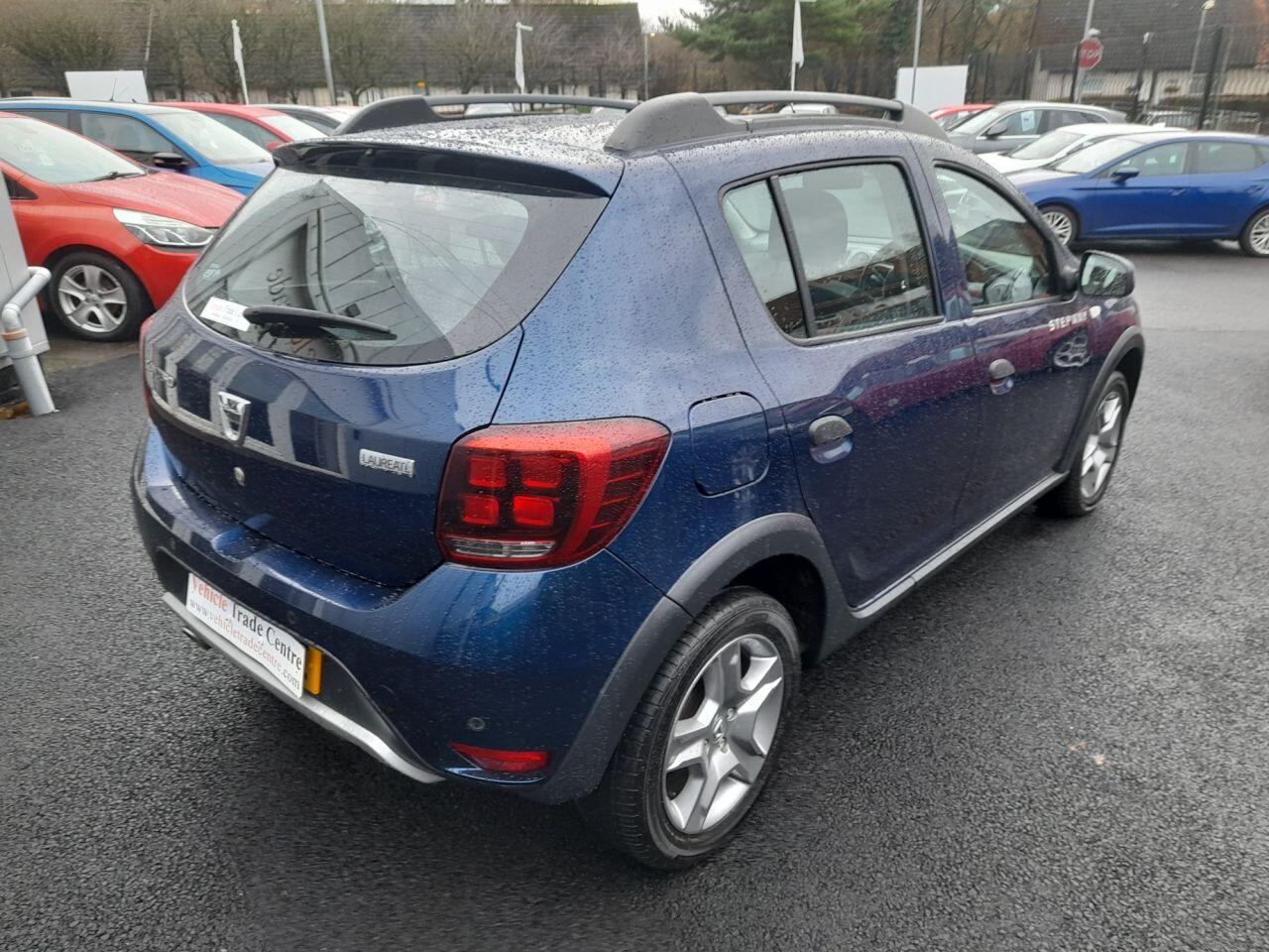 Used Dacia Sandero Stepway 2017 for sale - 76246533: Photo 6