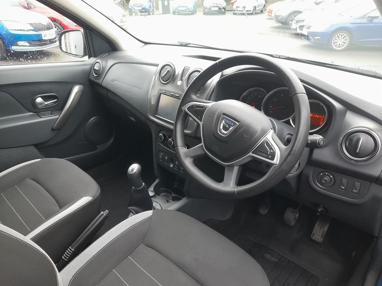 Used Dacia Sandero Stepway 2017 for sale - 76246533: Photo 9