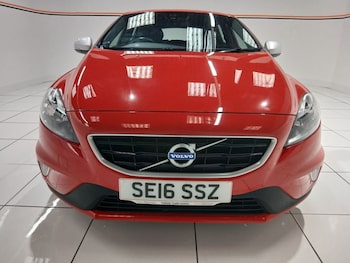 Used Volvo V40 2016 for sale - 79574731: Photo