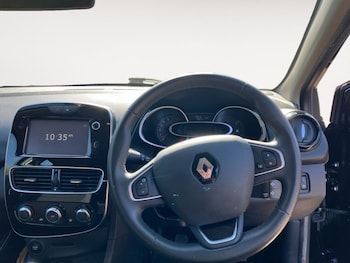 Used Renault Clio 2018 for sale - 78426113: Photo
