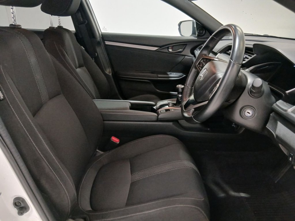 Used Honda Civic 2017 for sale - 77422276: Photo 14