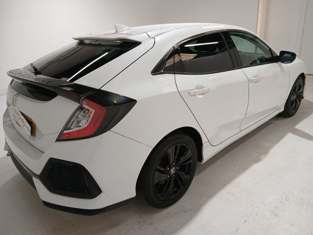 Used Honda Civic 2017 for sale - 77422276: Photo 6