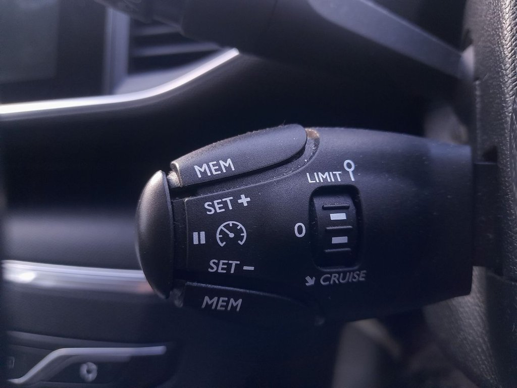 Used Peugeot 308 2016 for sale - 77005404: Photo 13