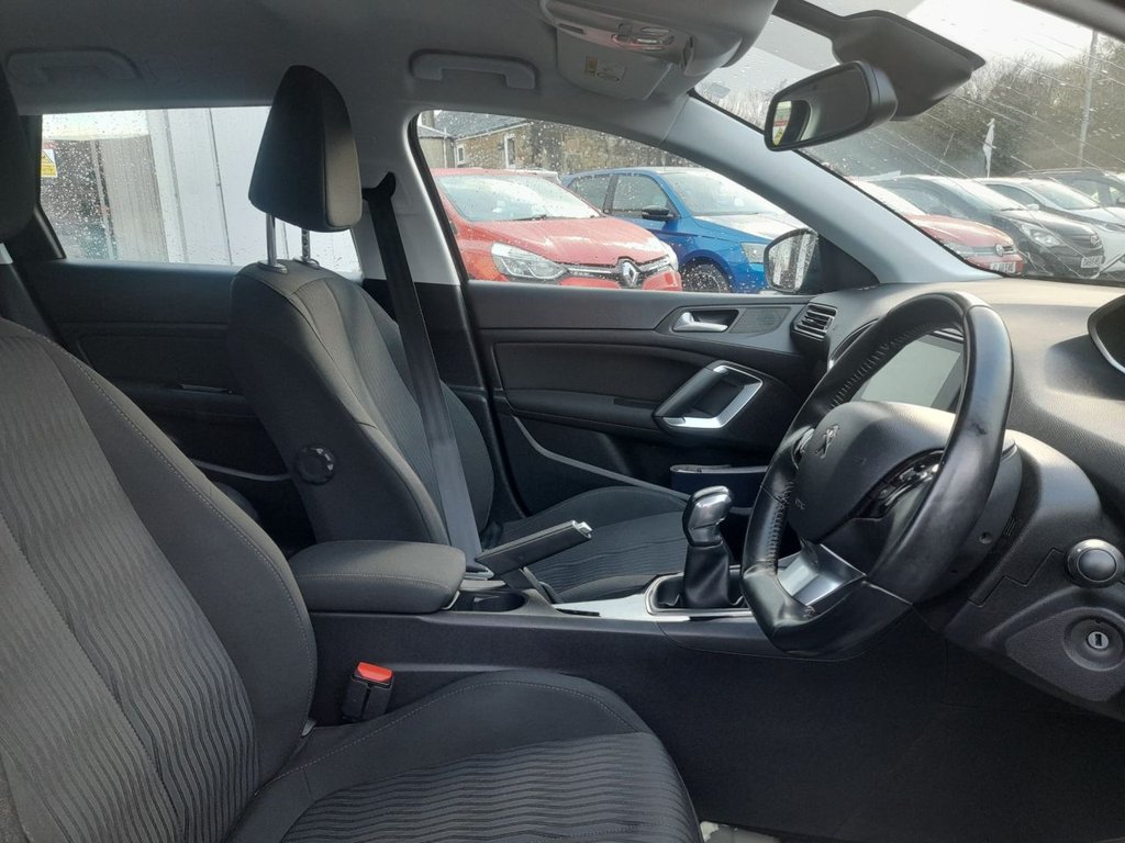 Used Peugeot 308 2016 for sale - 77005404: Photo 8