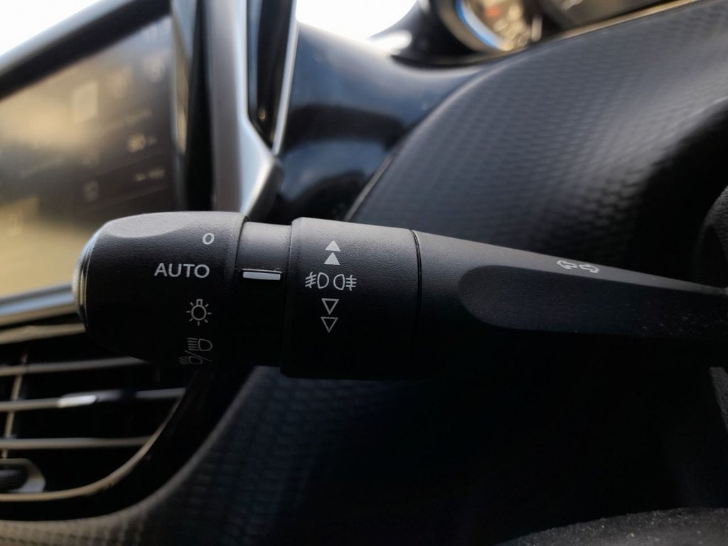 Used Peugeot 2008 2016 for sale - 77226743: Photo 18