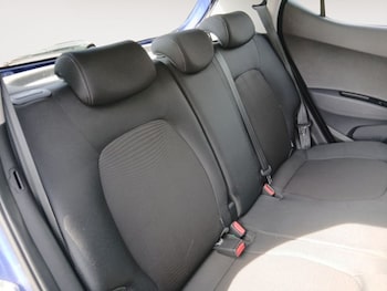 Used Hyundai i10 2019 for sale - 79587256: Photo